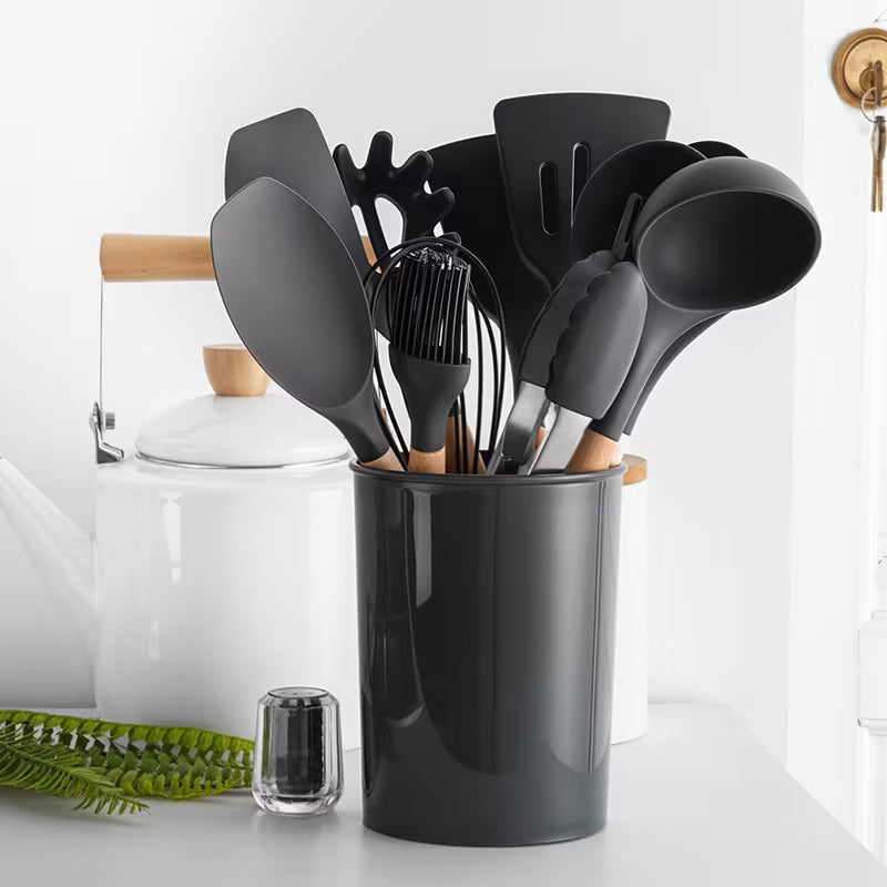 Wooden Handle Kitchen Utensil Set