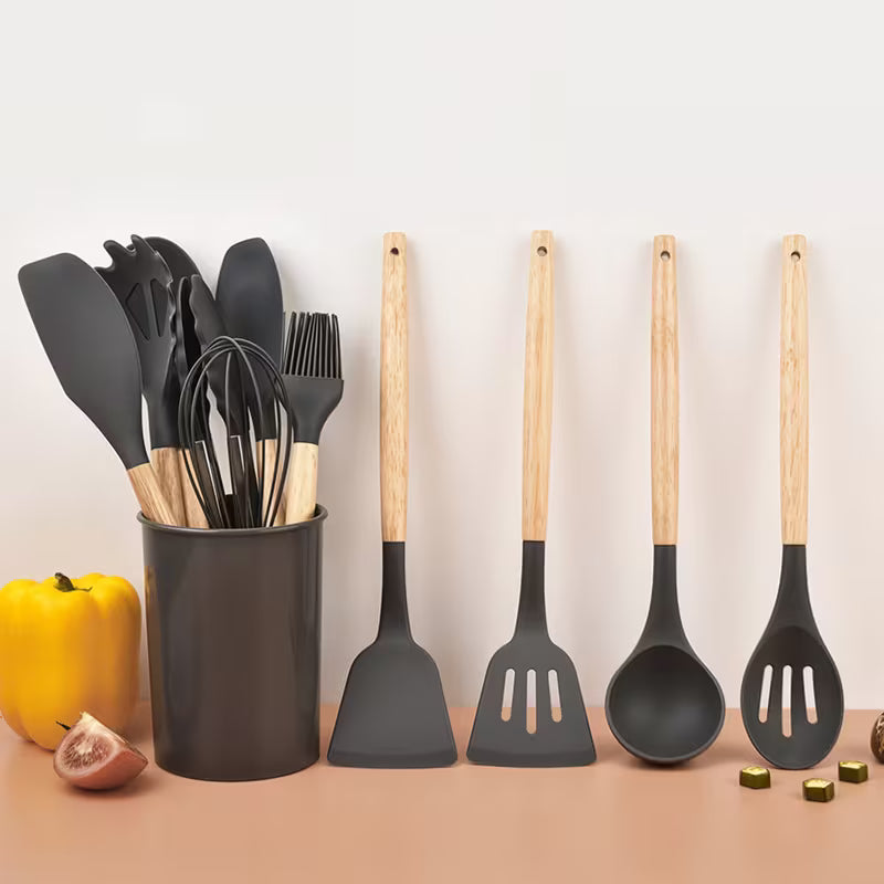 Wooden Handle Kitchen Utensil Set